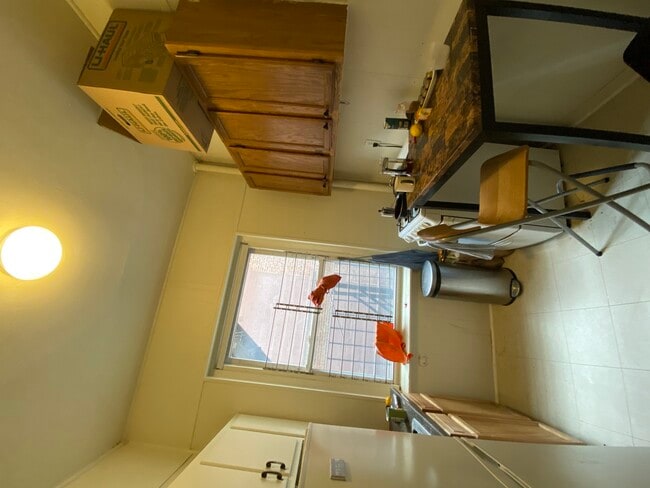 Building Photo - 33 Walbridge St Unit 3 Rental