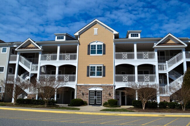 YEAR ROUND CONDO - GRANDE AT CANAL POINTE - YEAR ROUND CONDO - GRANDE AT CANAL POINTE