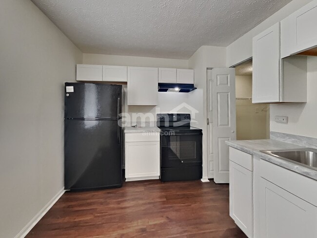 Photo - 1758 Roosevelt Dr