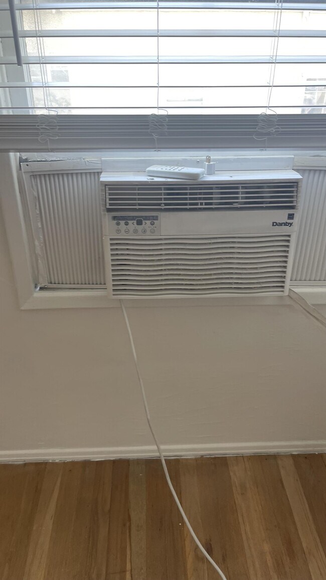 Photo - 2477 Silver Lake Blvd Apartment Unit 2477-C