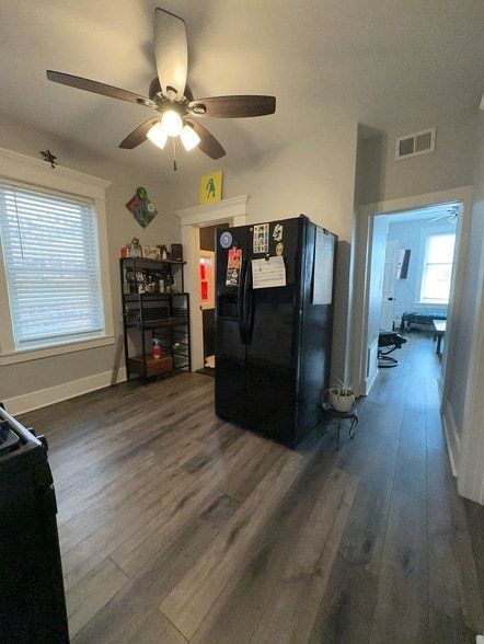 Photo - 3062 S Lyman St