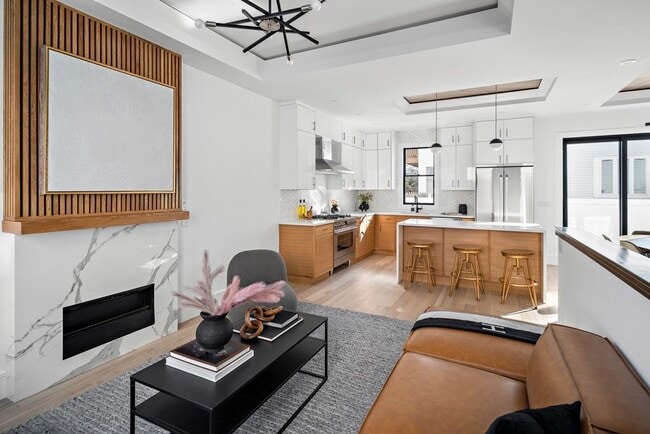 Photo - 92 Chapel St