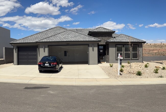 625 S Savio Dr