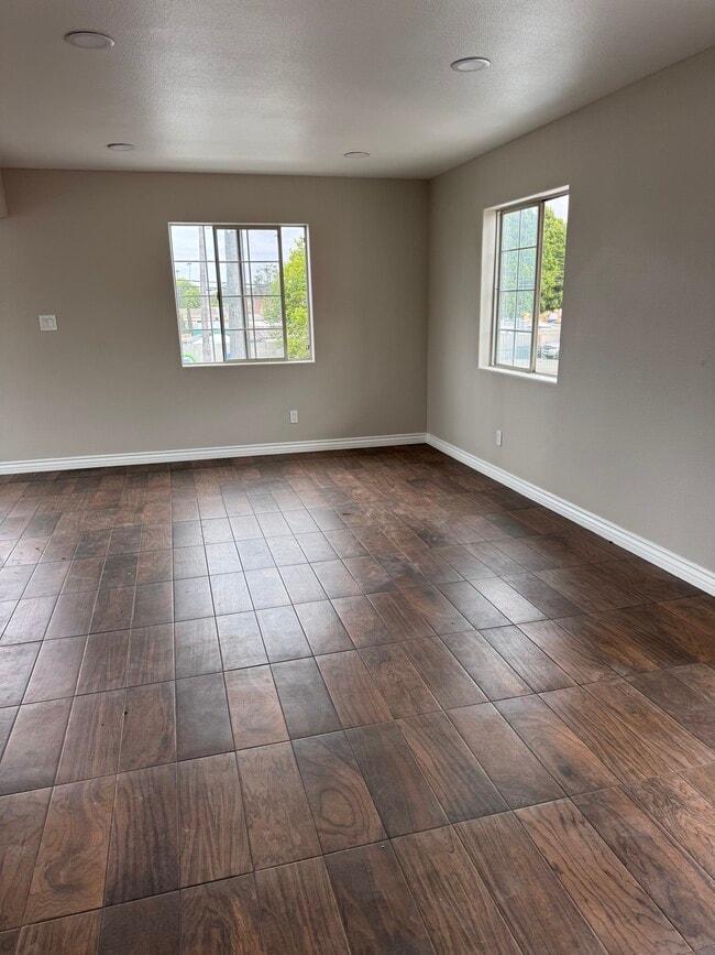 Photo - 8419 Avalon Blvd Unidad 8419