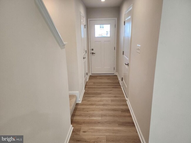 Photo - 619 Laurelwood Cir
