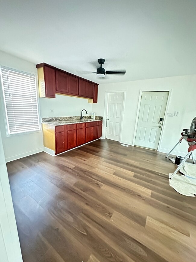 Photo - 7917 S Coles Ave