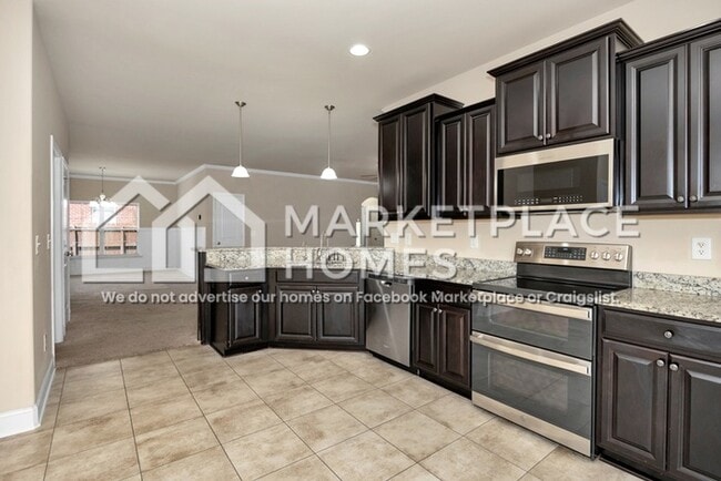 Photo - 275 Harold Murphy Dr