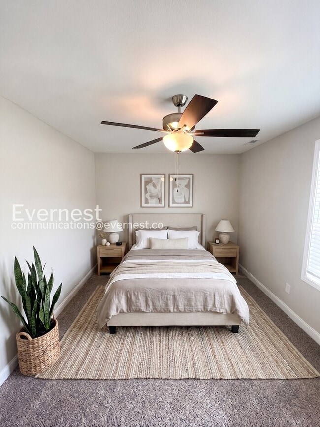 Photo - 1267 Kendall Dr