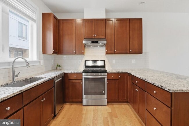 Photo - 16199 Columbus Ave