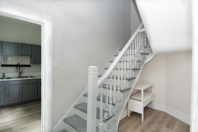 Photo - 1710 Fairfax Ave Unit 1710