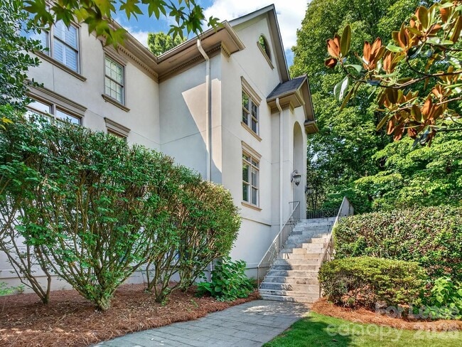 Building Photo - 4811 Old Course Dr