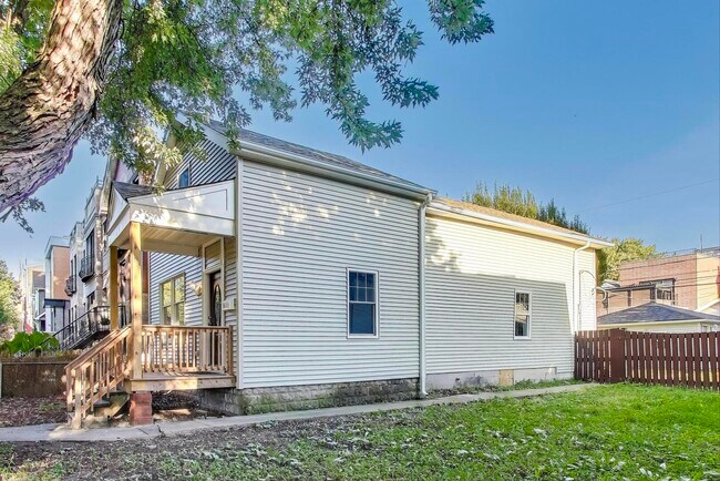 Photo - 1612 W Erie St