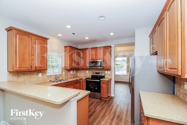Photo - 13510 Delstone Dr House