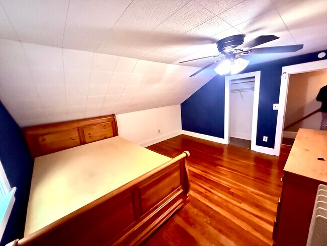 Photo - Seneca Turnpike East 220/222 Unidad 1