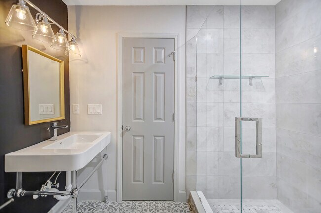 Photo - 69 Garden Ct