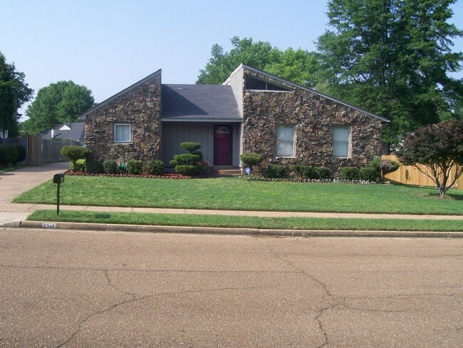 Photo - 6348 Ridgeline Dr Casa
