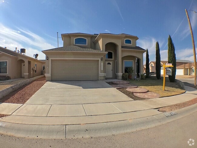 Building Photo - Northeast El Paso 3 Bed Refrig A/C Rental
