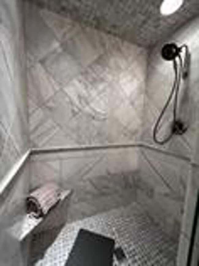 Building Photo - Beautiful Fifteenth floor Furnished one Be... Rental