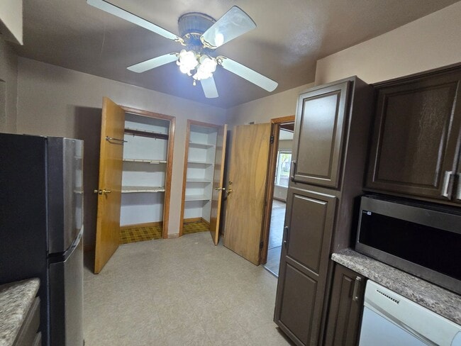 Photo - 4338-40 N Sheffield Ave Unidad Whole House