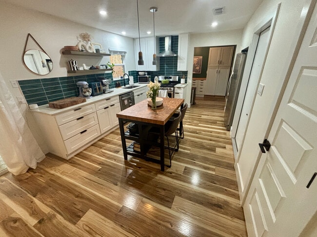 Photo - 2409 Princeton Dr