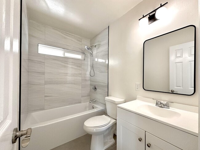 Photo - 7031 Sowell Ave