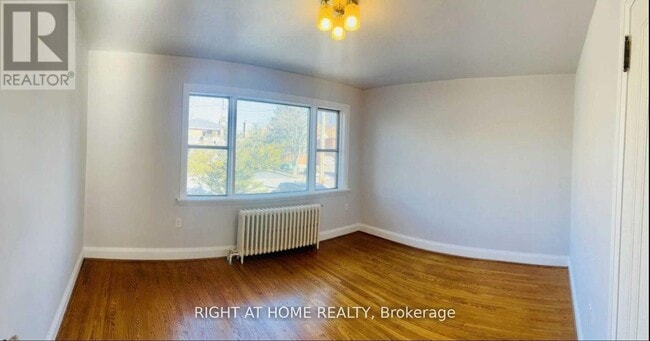 Photo - 201 Codsell Ave