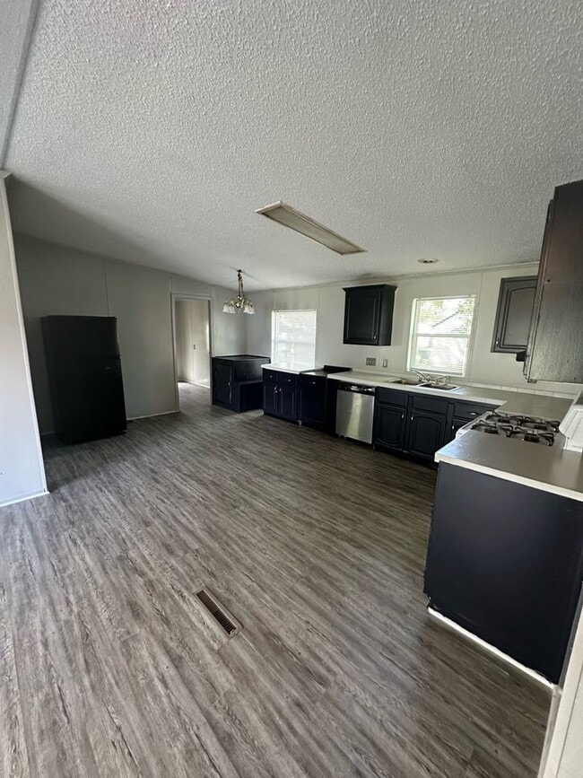 Building Photo - Cozy House for Rent in Muncie