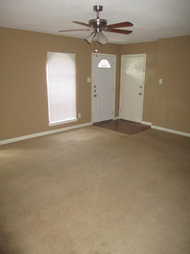 Photo - 4935 Quailgate Dr