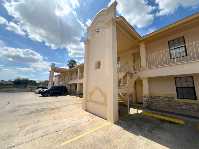 Building Photo - 3602 Guerrero St Rental
