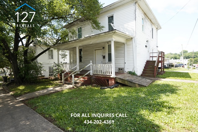 Building Photo - Bright & Convenient 1BR Apartment in Lynchburg Unit Apartment B - Upper