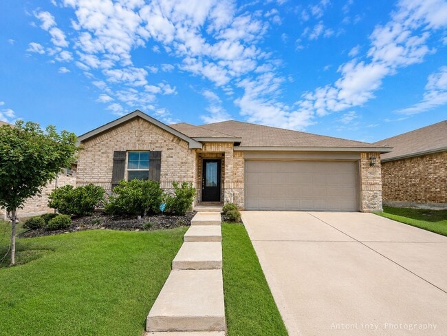 Building Photo - $1,995 3 Bed/2 Bath/2 Garage Home with Office/Study Ready for Move-in in Woodland Creek