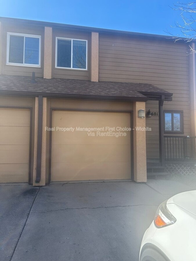 Photo - 2405 S Capri St