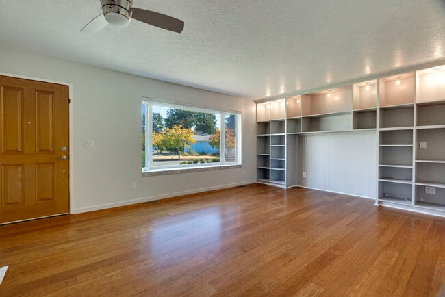 Photo - 3333 SE 167th Ave