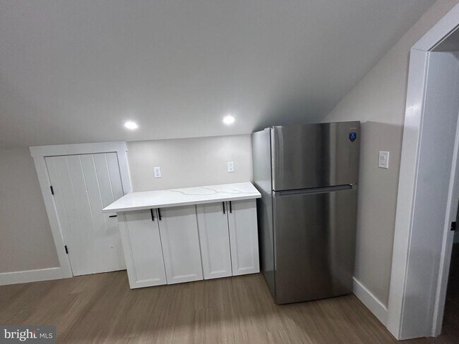 Photo - 71 Dreamland Park Dr