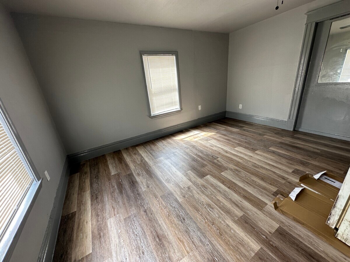 Photo - 2419 Pannell St Unit 13