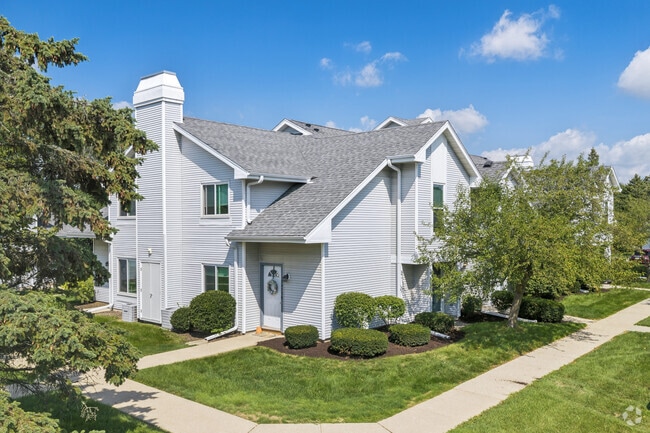 Alternate Exterior - Hidden Creek Apartments