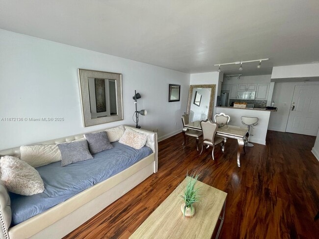 Photo - 1155 Brickell Bay Dr Unit 1805