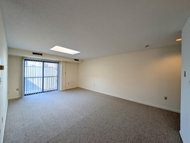 Photo - 23 Elm St Unit 301