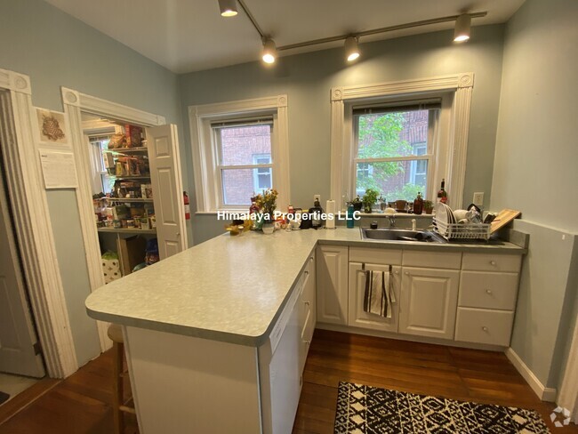 Building Photo - 6 Cherry St Unit 1 Rental