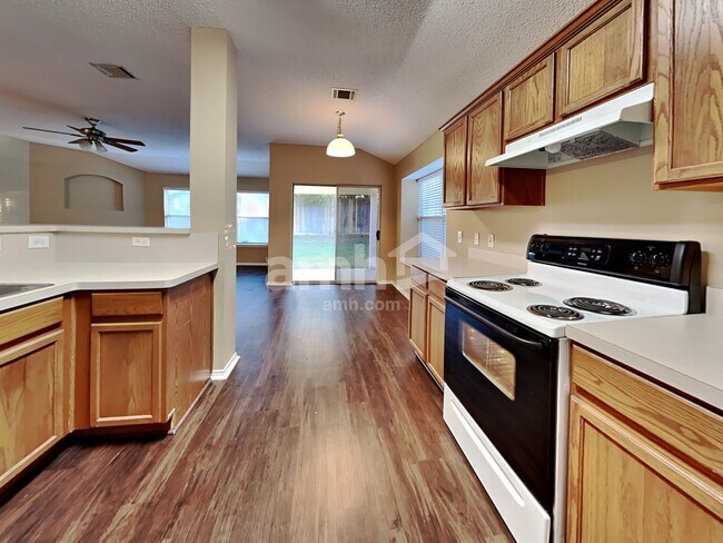 Photo - 1420 Mosscreek Dr