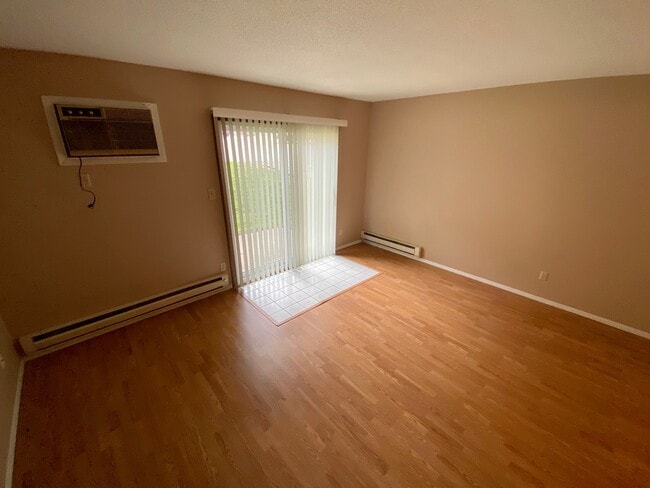 Photo - 3829 Cliffside Dr