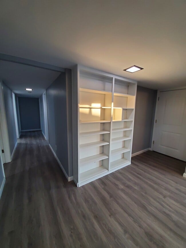 Photo - 15012 Eastwood Ave Unidad 15012