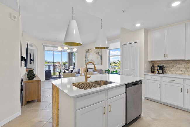 Photo - 5583 Double Eagle Cir Unit 4128
