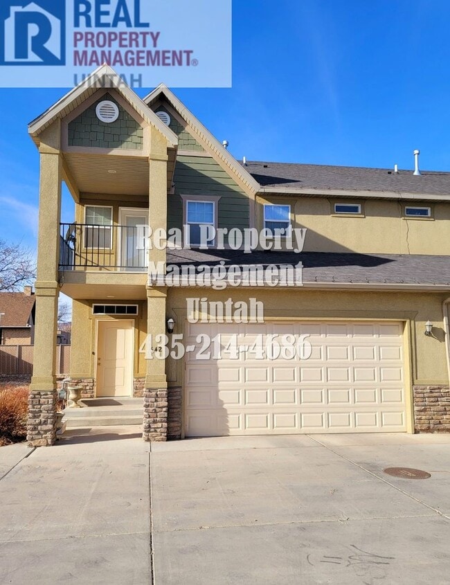 Building Photo - Beautiful 3 bed 2.5 bath Split Mountain Condo.