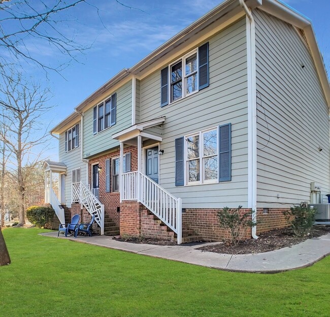 Building Photo - WAYN5324 Unit B