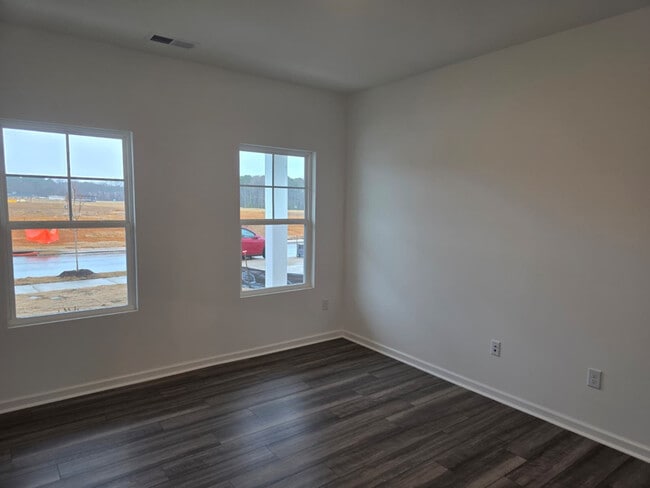 Photo - 528 Venetian Dr