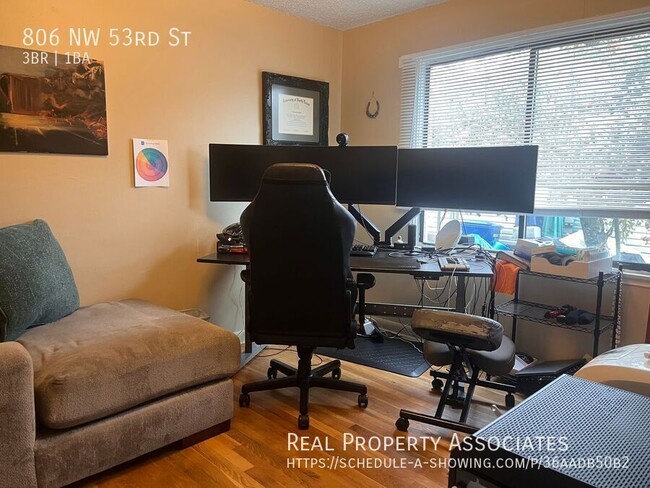 Photo - 806 NW 53rd St