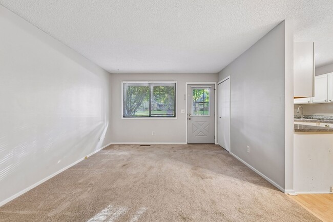 Photo - 13316 Zenith Ln Unit 13316
