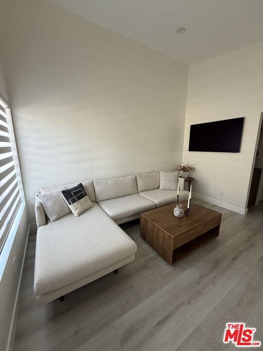 Photo - 8601 Sunland Blvd