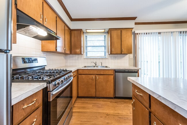 Photo - 18210 E 27th St S